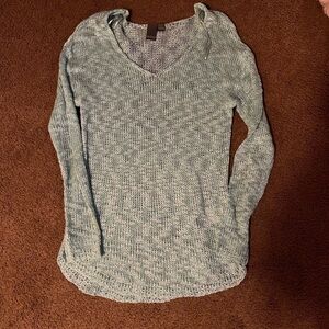 Quinn- Sweater​​​​​​​